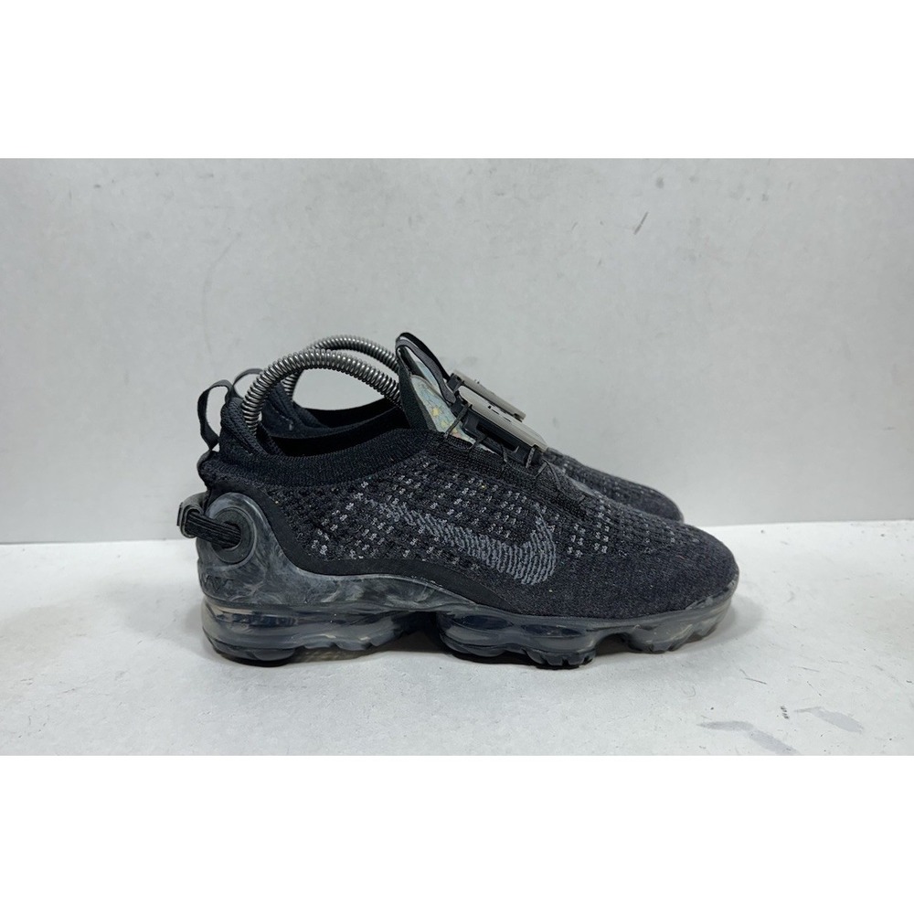 Nike Air Vapormax 2020 Flyknit Black Grey Shoes Womens Size 6.5 CJ6741-003‎